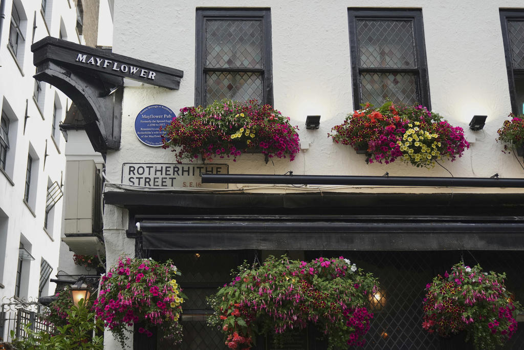 Escaping the skyscrapers, Challenging times for the pub industry, A “loving rivalry”, The search for the oldest pub in London