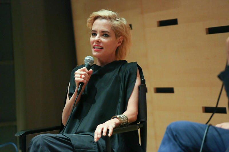 Parker Posey How does one get Lyme disease?, If left untreated, Why it’s so common, How to avoid it, Justin Timberlake, Justin Bieber, Shania Twain, Yolanda Hadid, Anwar Hadid, Ben Stiller, Ashley Olsen, Debbie Gibson, Daryl Hall, Jamie-Lynn Sigler, George W. Bush, Parker Posey, Christy Turlington