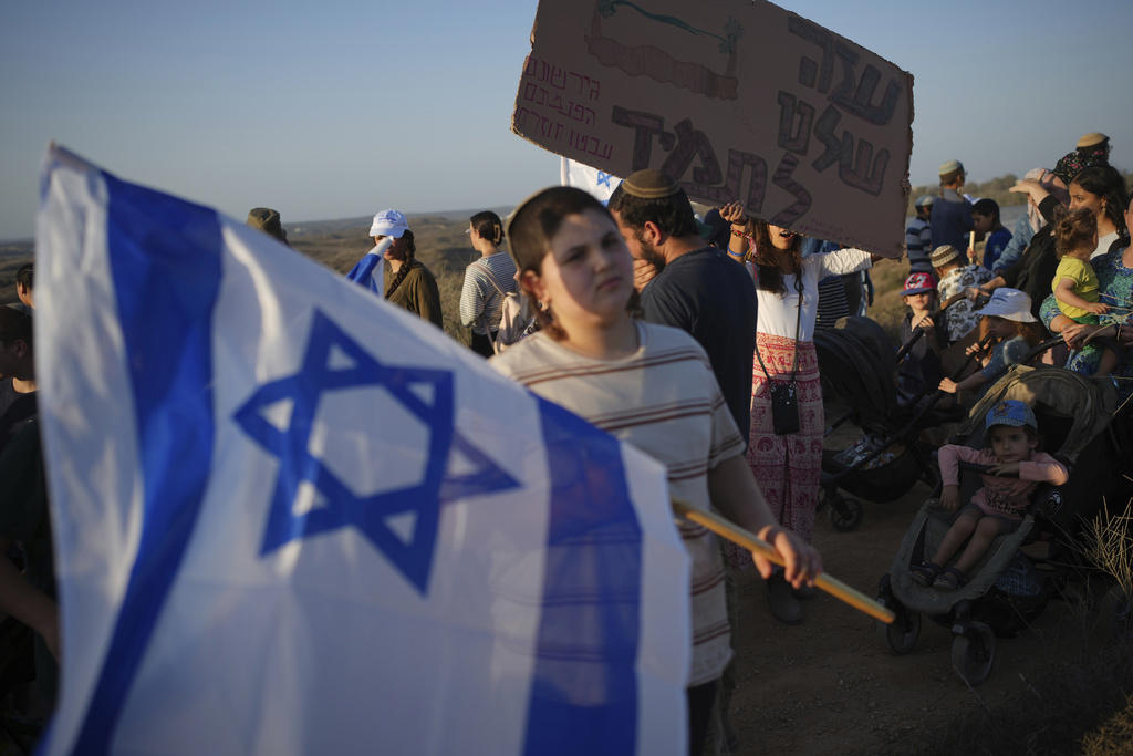 Critics say these countries could do much more, It's not a completely empty gesture, Israel calls it a reward for violence, The tide may be turning, but not fast enough