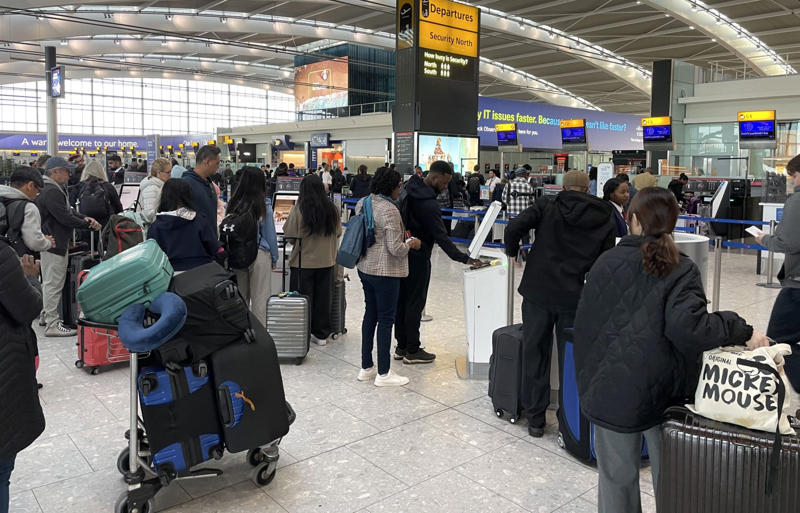 Reaction to the expansion plan ,      Latest London news   ,      Heathrow Airport in numbers   , When will Heathrow’s third runway open? 