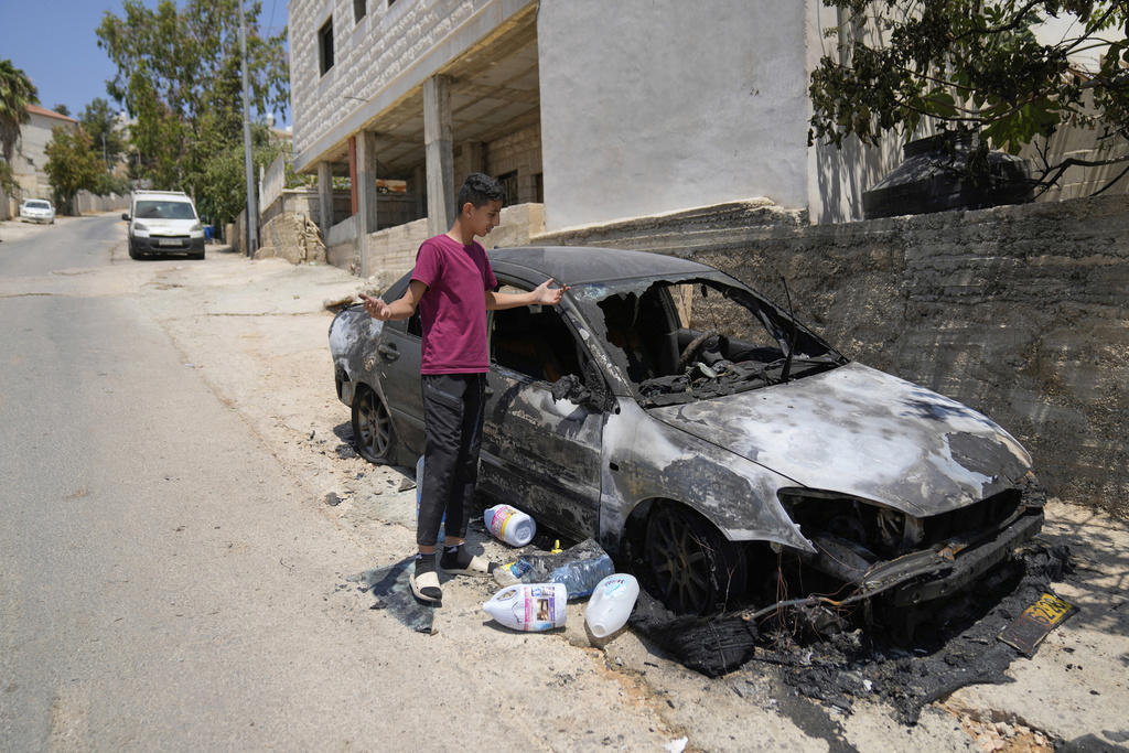 Critics say these countries could do much more, It's not a completely empty gesture, Israel calls it a reward for violence, The tide may be turning, but not fast enough
