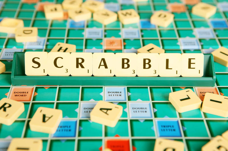 Scrabble, Cribbage, Checkers, Monopoly, Backgammon, Catan, Jigsaw Puzzle, Uno