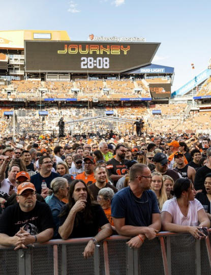 Celebrating 40 years of Dawg Pound, One Grand Prize, The date is up to September 25, How one can apply.
