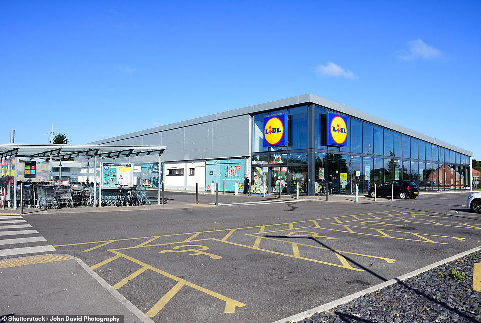 Lidl recalls chicken product due to concerns of unlabelled allergens