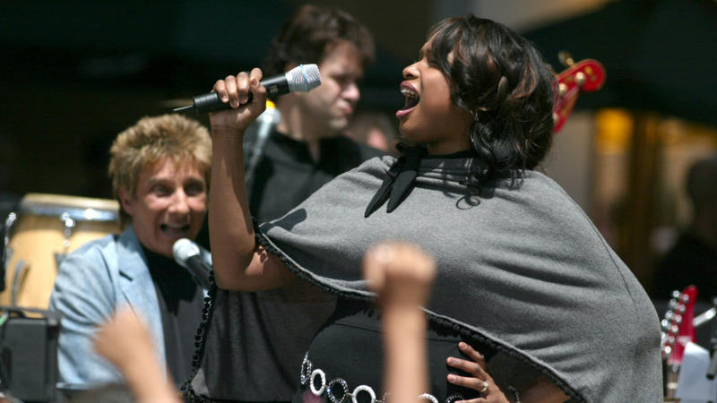 ‘This girl is going to be a singer’ The Jennifer Hudson Show, JHud productions, A dreamgirl, ‘This girl is going to be a singer’, The church, Burger King, First professional job, 'More than a cruise ship performance', American Idol: a controversial elimination, Jennifer Hudson in 'Dreamgirls', Hudson day, 2007 kept getting better and better, Her BAFTA got lost in the mail, 2008 started exceedingly well, Jennifer Hudson in 'Sex and the City', The Secret Life of Bees - worth fighting for, Tragedy fell, The murder of her family members, R.I.P. Julian King, Hudson's 7 year old nephew, Shot in cold blood, Balfour, the estranged ex-husban, Horror for the family, The case against Balfour, "Your soul is barren", Closure: a foundation for families of slain victims, Tribute to her murdered family, 2009 brought light, Personally getting back on track, Her weight loss, Professionally back in the game, The sadness didn’t stop for Hudson, Hudson’s child in the middle, The Voice, A feline flop, But then... Respect, Picked by Franklin, Becoming Aretha, The singer has already received respect