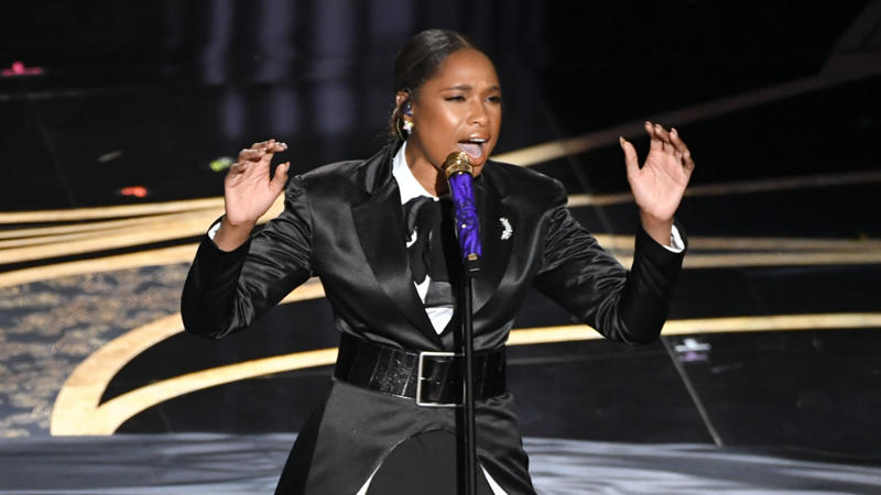 A dreamgirl The Jennifer Hudson Show, JHud productions, A dreamgirl, ‘This girl is going to be a singer’, The church, Burger King, First professional job, 'More than a cruise ship performance', American Idol: a controversial elimination, Jennifer Hudson in 'Dreamgirls', Hudson day, 2007 kept getting better and better, Her BAFTA got lost in the mail, 2008 started exceedingly well, Jennifer Hudson in 'Sex and the City', The Secret Life of Bees - worth fighting for, Tragedy fell, The murder of her family members, R.I.P. Julian King, Hudson's 7 year old nephew, Shot in cold blood, Balfour, the estranged ex-husban, Horror for the family, The case against Balfour, "Your soul is barren", Closure: a foundation for families of slain victims, Tribute to her murdered family, 2009 brought light, Personally getting back on track, Her weight loss, Professionally back in the game, The sadness didn’t stop for Hudson, Hudson’s child in the middle, The Voice, A feline flop, But then... Respect, Picked by Franklin, Becoming Aretha, The singer has already received respect
