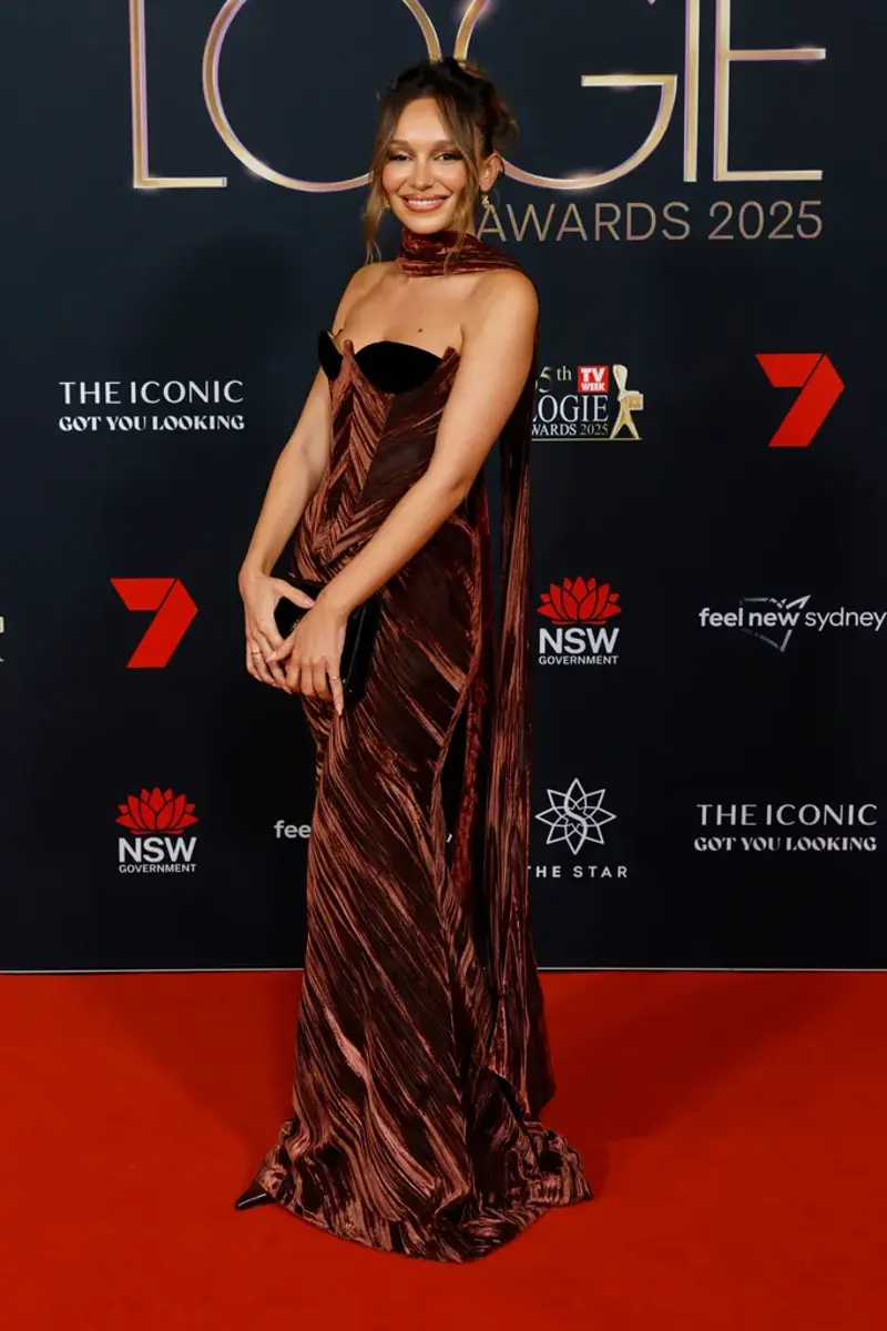 Zoë Foster Blake and Hamish Blake, Emily Weir, Carrie Bickmore, Georgie Tunny, Ayesha Madon, Chloe Hayden, Sofia Levin, Bella Varelis, Poh Ling Yeow, Sophie Monk, Michelle Lim Davidson, Celia Pacquola, Maria Angelico, Hailey Pinto, Ricki-Lee Coulter, Dylan Alcott, Tanya Hennessy