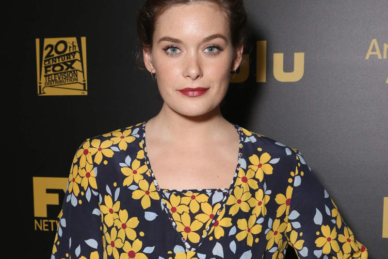 A familiar face, even if you don't know from where, From Minnesota, with frost and talent, Luxury training, without the drama, 'Fargo' gave her a first hit, 'Legion' and her craziest role so far, Not a model, but she could be, She went to Japan... on HBO, She also does movies, but without the red carpet, About her private life: Good luck with that, Today: Continues to add without rushing, A career without hurries or hashtags