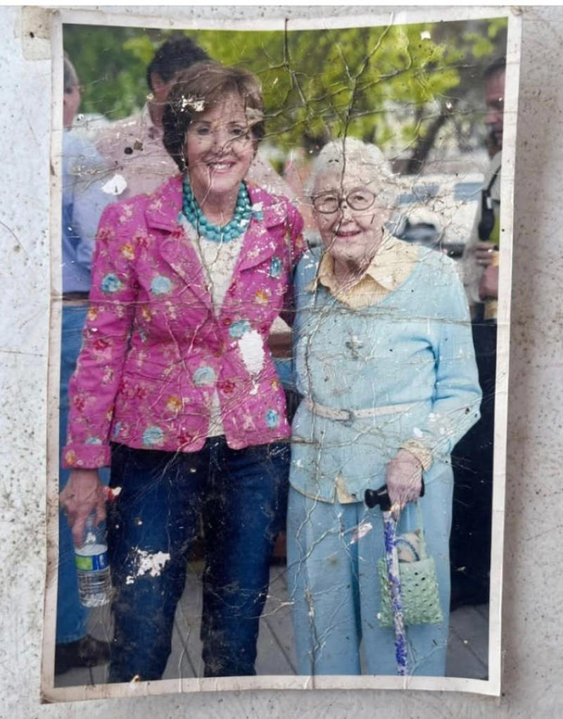 'The lady picking up personal effects', A family's heirlooms returned, An errant oar and how 'hope floats', Family photos from a home called 'Kerplunk'