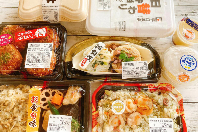 埼玉のご当地スーパー「マミーマート」はお弁当＆お総菜が超充実, 1：丼部門最優秀賞「北海道産ホタテの海宝飯」, 2：おにぎり部門最優秀賞「割烹おにぎり膳（白海老と桜海老・たこ飯）」, 3：弁当部門優秀賞「浜名湖産青のり香るあさりご飯弁当」, 4：惣菜部門入選「魅惑のとろける4種のチーズメンチカツ」, 個人的No.1は「チーズメンチカツ」