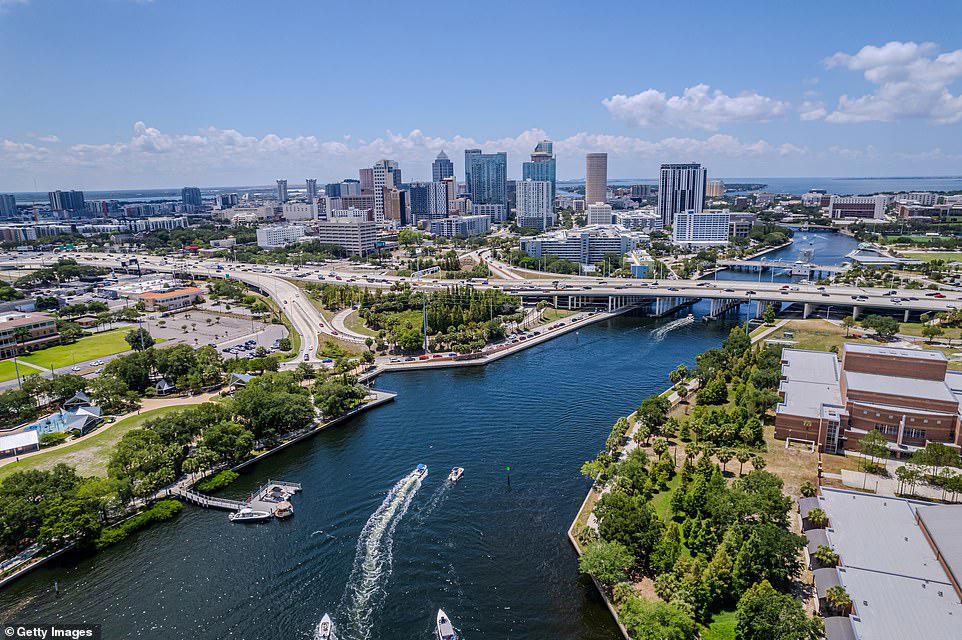 Florida homeowners rush to make improvements to bag tax credit