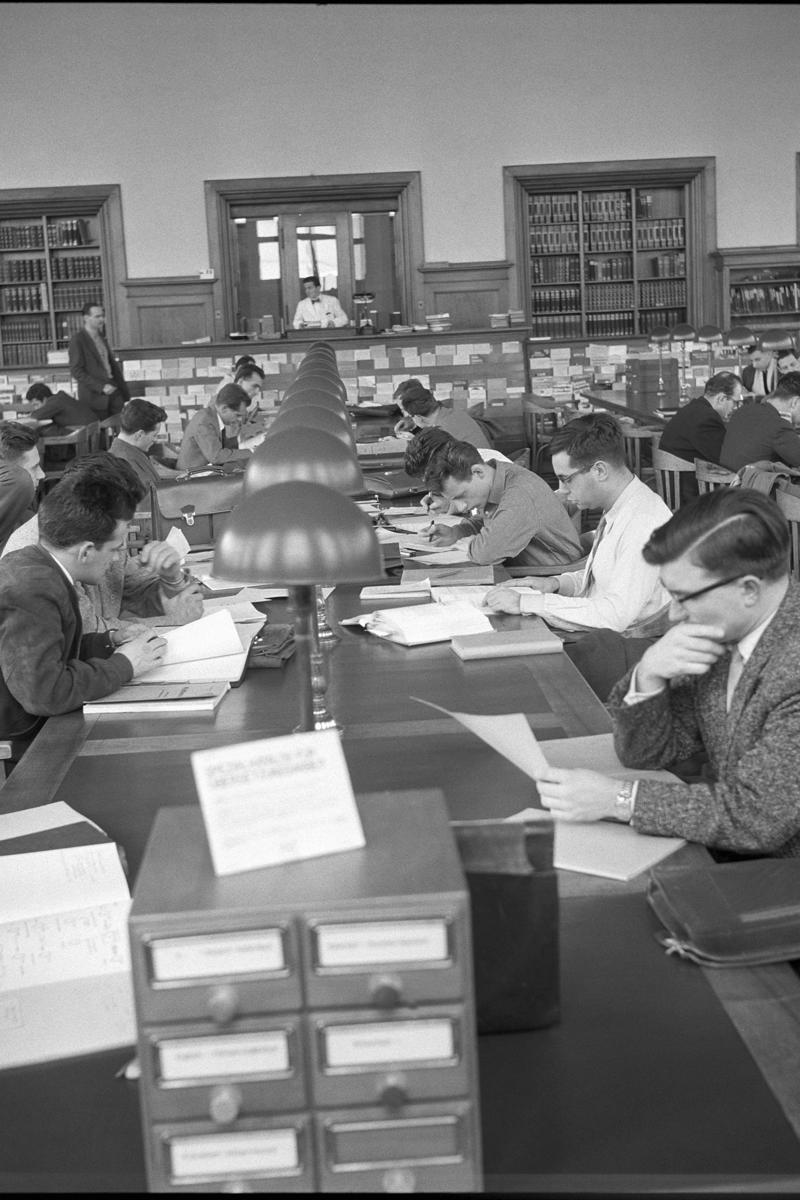 The best university for innovators Being an outsider, Resistance and rebellion are signs of progress, Observe, analyze and implement, The most innovative country in the world, An outsider country, Other innovators, The best university for innovators, Solution-oriented work ethic, Introverts are better innovators