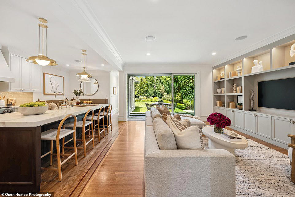 How to ensure your home sells fast How to ensure your home sells fast, Staying true to the bones, More expensive isn't always better, Picking a realtor