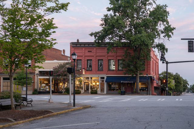 Things To Do In Madison, Where To Shop In Madison, Where To Eat In Madison, Where To Stay In Madison