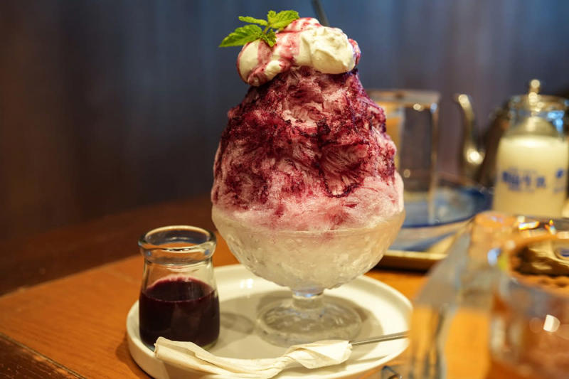 あずさ"氷"珈琲（数量限定） 1,800円(税込), 氷そば（数量限定） 1,800円(税込), 贅沢素材のかき氷 ナガノパープル 1,480円(税込), 上高地あずさ珈琲 大和高田店