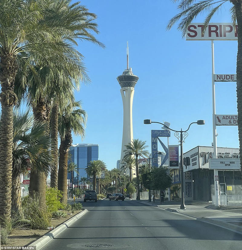 Fears for Las Vegas as hotel bookings plunge