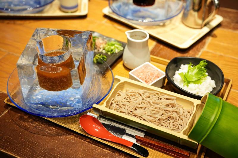あずさ"氷"珈琲（数量限定） 1,800円(税込), 氷そば（数量限定） 1,800円(税込), 贅沢素材のかき氷 ナガノパープル 1,480円(税込), 上高地あずさ珈琲 大和高田店