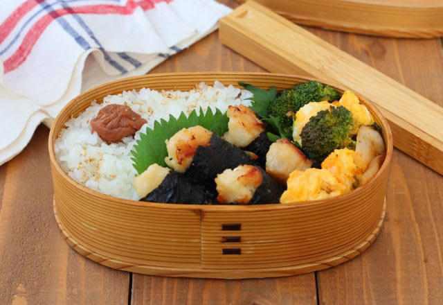 簡単ヘルシー！「鶏ささみのかば焼き」「ミニトマト」2品弁当, 1品目 鶏ささみのかば焼き, 2品目 ミニトマト, 2品弁当の詰め方プロセス, 「心が楽になる2品弁当」のルール