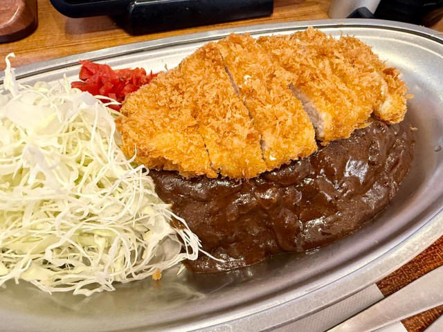 ・かつはな亭とゴーゴーカレー, ・金沢ロースかつカレー, ・ご飯のおかわりができる, ・おかわりいく人いるんか