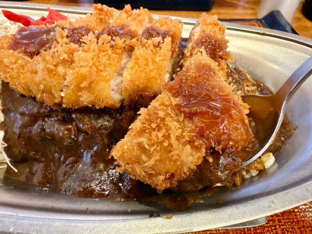 ・かつはな亭とゴーゴーカレー, ・金沢ロースかつカレー, ・ご飯のおかわりができる, ・おかわりいく人いるんか