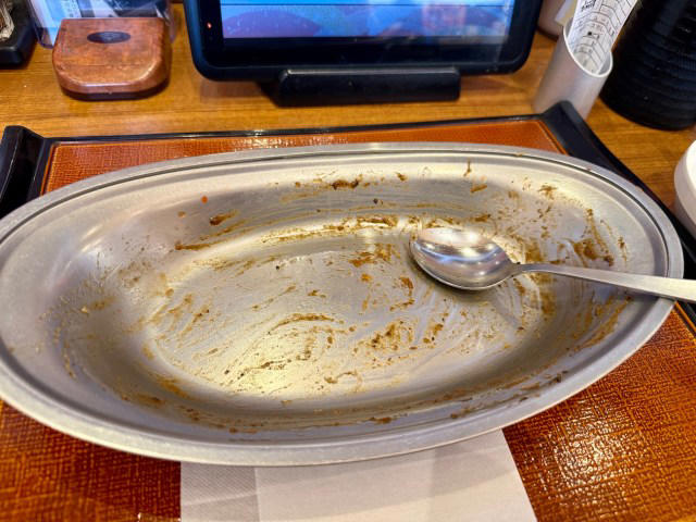 ・かつはな亭とゴーゴーカレー, ・金沢ロースかつカレー, ・ご飯のおかわりができる, ・おかわりいく人いるんか