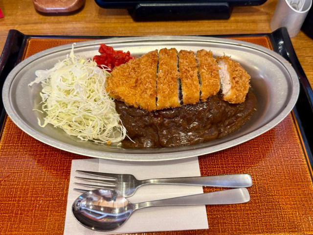・かつはな亭とゴーゴーカレー, ・金沢ロースかつカレー, ・ご飯のおかわりができる, ・おかわりいく人いるんか