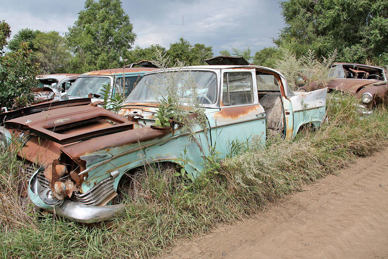 Chrysler Newport Custom 1971, Ford 1949, Chevrolet Bicayne 1960, Studebaker President 1958, Plymouth Belvedere 1956, Merkur XR4Ti, Jaguar XJ Series 2, Nash 1953, Packard Clipper 1954, Packard Clipper 1951, Buick 1937, Volvo Amazon, Jeep CJ5, Pontiac Chieftain 1957, Pontiac Catalina 1959, Buick Sportwagon 1968, Cadillac 1958, Ford Galaxie 1960, Buick 1950, Ford 1941