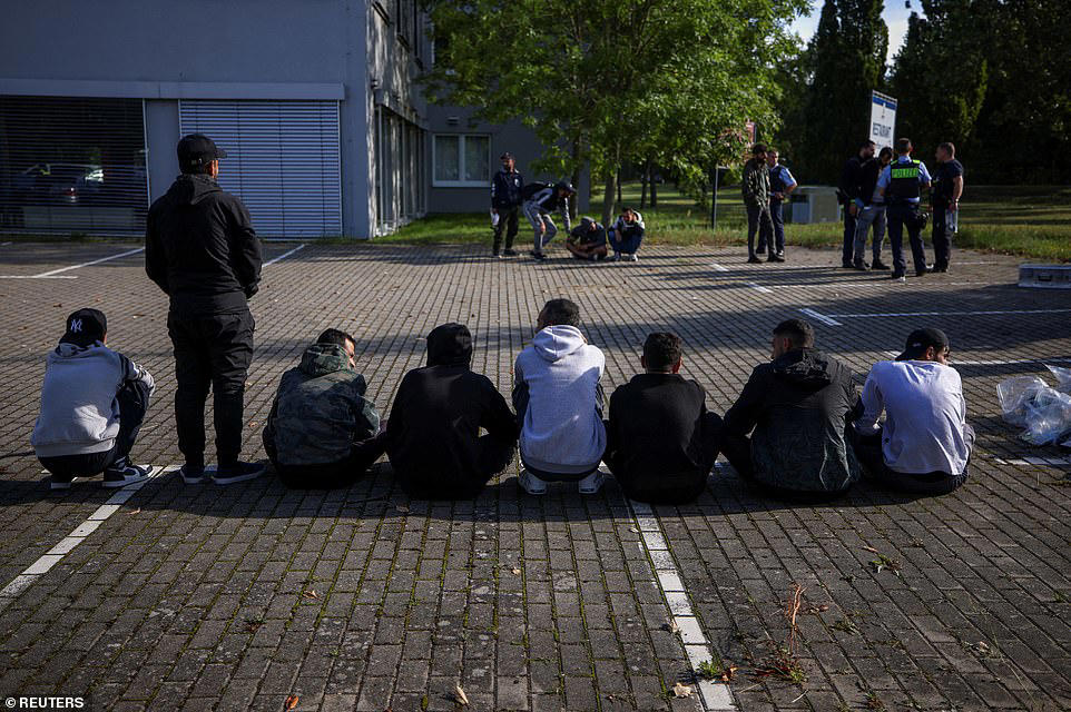 Data: Germany sees number of asylum seeker arrivals halve in six months