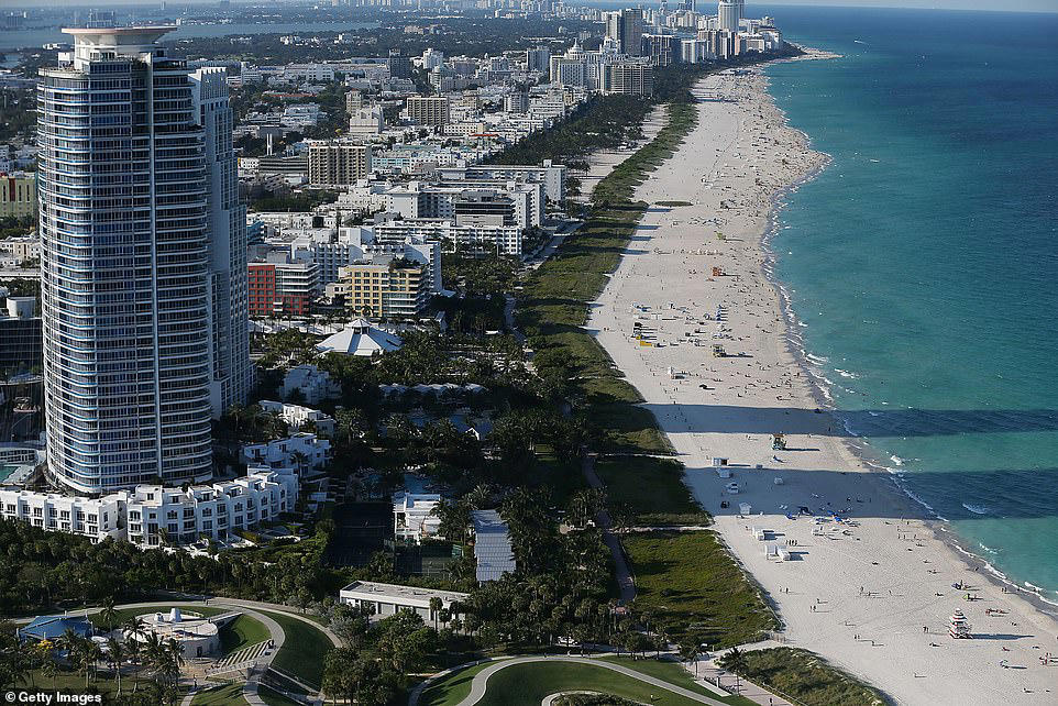 Report: Billionaires are buying up 'trophy homes' in Miami