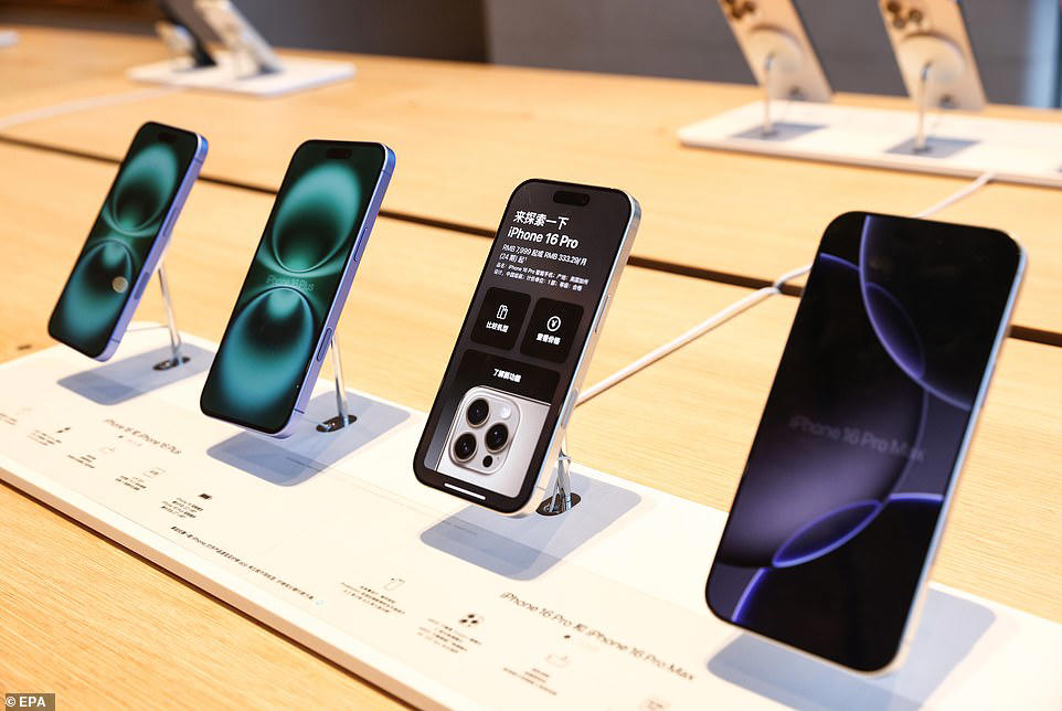 Musk open to merger between his company xAI and Apple