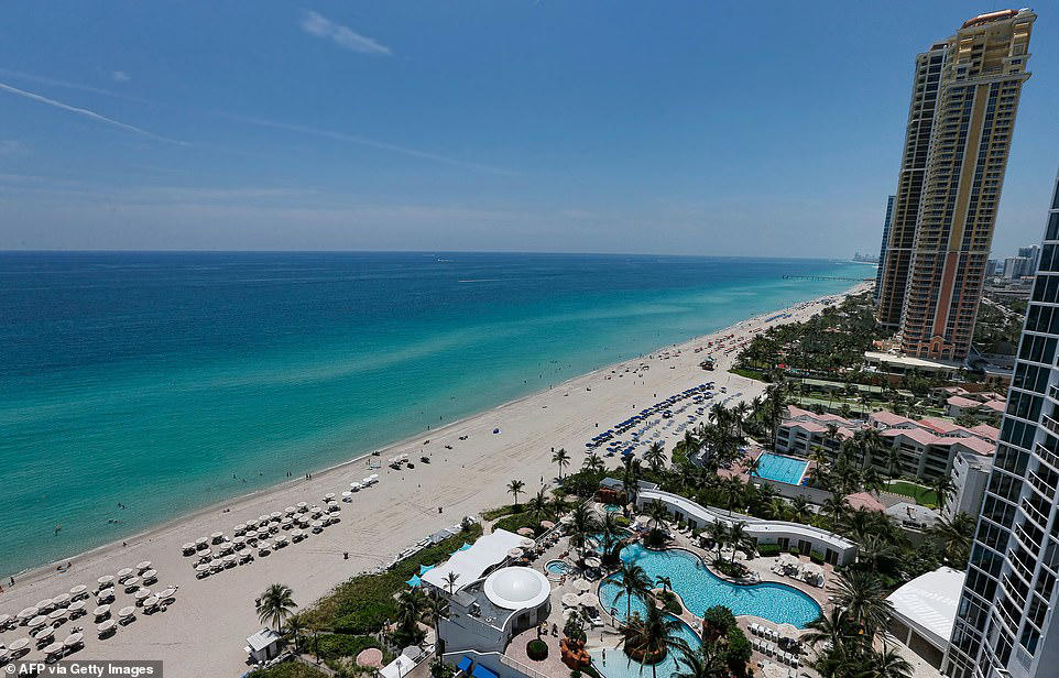Report: Billionaires are buying up 'trophy homes' in Miami