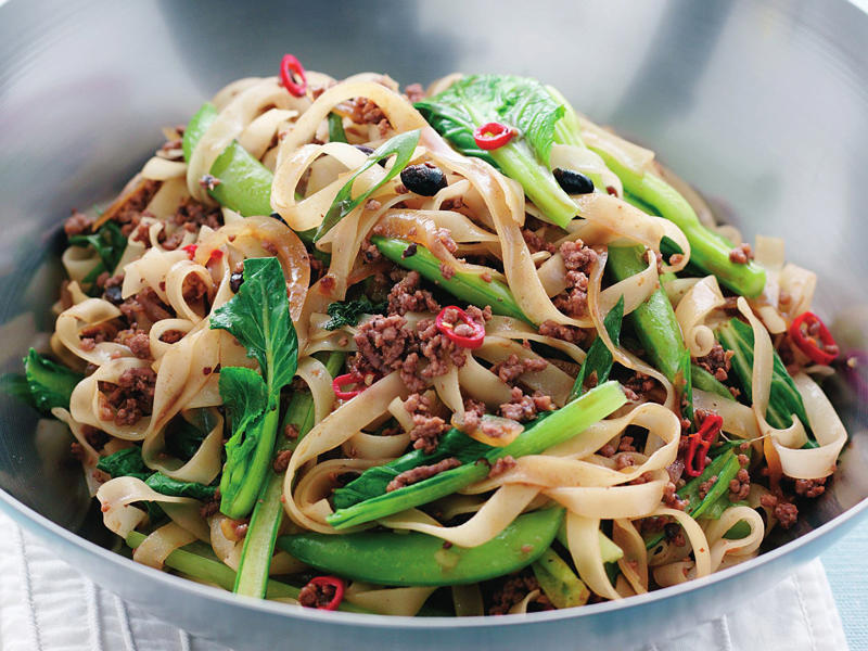 Easy beef stroganoff , One pan layered burrito bake , Greek meatballs with fetta, oregano and risoni , Chilli con carne , Two ways with Parmigiana-style mince , Julie Goodwin’s pastitsio , How to make a classic beef chow mein at home , Curried mince with cabbage and rice , Beef rissoles and mash , Classic meatloaf , Savoury beef mince slice , Potato and mince bake , Beef and pea hand pies , Eggplant bolognese bake , Beef and ricotta lasagne , Savoury mince pie , Indian rice pilaf with spiced beef , Beef, mushroom and udon stir-fry , Beef mince nachos , Beef larb , Chilli garlic mince with snake beans , Spicy beef pilaf , Sweet and sour beef mince with vegetables , Beef and mushroom pies , Beef in black bean sauce with rice noodles , How to make our one pot beef stroganoff (video)