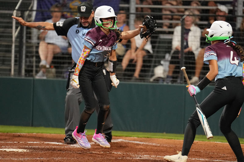 2025 Little League Softball World Series photos from Day 1