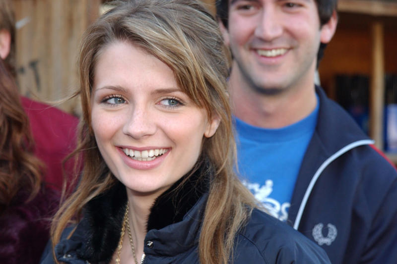 The other side of 'The O.C.', Fame at 17, Unforgettable character, Bullying on set, An unhealthy environment for a girl, Dark moments, The mental breakdown, Hollywood nightmare, A new life thanks to therapy, She's back on set