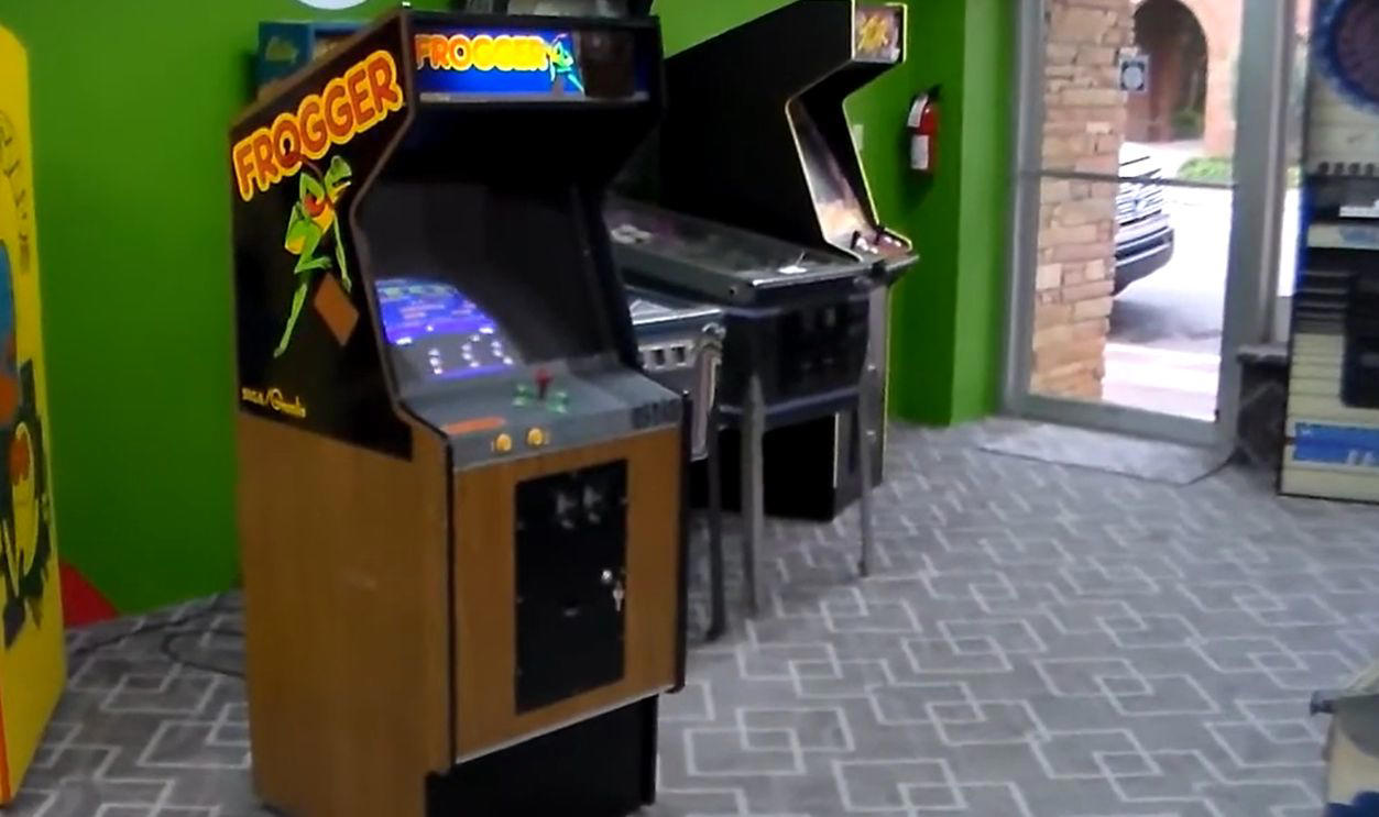Frogger (Sega/Gremlin, 1981) Classic Nostalgia Worth Serious Cash, Pong (Atari, 1972), Pac-Man (Midway, 1980), Ms. Pac-Man (Midway, 1981), Galaga (Midway, 1981), Tempest (Atari, 1981), Frogger (Sega/Gremlin, 1981), Asteroids (Atari, 1979), Defender (Williams, 1981), Joust (Williams, 1982), Q*bert (Gottlieb, 1982), Tron (Bally Midway, 1982), Dragon’s Lair (Cinematronics, 1983), Punch-Out!! (Nintendo, 1984), Double Dragon (Technōs, 1987), Teenage Mutant Ninja Turtles (Konami, 1989), Street Fighter II (Capcom, 1991), Mortal Kombat (Midway, 1992), NBA Jam (Midway, 1993), The Simpsons (Konami, 1991), Rampage (Bally Midway, 1986), Gauntlet (Atari, 1985)