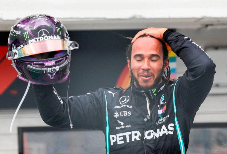 'A sitting duck' Hamilton's torrid last year at Mercedes, Even the greats have a shelf life, 'A sitting duck', Domenicali: 'Hamilton will triumph again', Difficult to script the perfect career end