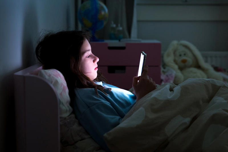 Do phones really need cleaning?, Some cleaning products will damage your phone, How should I clean my phone then?, Prevent accidental damage when using these tips, How often should I clean my phone?