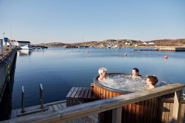 Almost Utopian, Kajkanten, Swedish outdoor feeedom, Kayaking, Saunas and slow dinners, Travel info