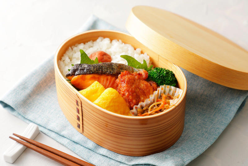 教えてくれたのは……健康増進施設ファイト！, 暑い夏は要注意！夏のお弁当「食中毒対策」のポイント, 夏のお弁当で避けたい「NG食材5選」とその理由, 理想的な夏のお弁当の中身はコレ！