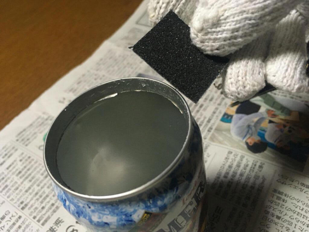 アルコールストーブとは？, アルコールストーブの特徴は？, ガスストーブとの違いは？, キャンプにおすすめ！アルコールストーブ10選, 【おすすめアルコールストーブ①】トランギア（trangia） 防風・防寒で便利, 【おすすめアルコールストーブ②】ソロストーブ（SOLO STOVE） 簡単消火＆火力調整可能, 【おすすめアルコールストーブ③】エバニュー（EVERNEW） 約45gと断トツの軽さ！, 【おすすめアルコールストーブ④】エスビット（Esbit） 価格に重点を置く人向け！, 【おすすめアルコールストーブ⑤】アウトファン（Outfun） 充実の付属品なのに超低価格！, 【おすすめアルコールストーブ⑥】トークス（TOAKS） シンプルさにこだわりたい方に最適！ , 【おすすめアルコールストーブ⑦】NCNL（NO CAMP NO LIFE） 低価格でありながら多機能！, 【おすすめアルコールストーブ⑧】バーゴ（VARGO） ヤカンや鍋なども使用できる！, 【おすすめアルコールストーブ⑨】スノーピーク（snow peak） 「火焔ストーブ コーエン」, 【おすすめアルコールストーブ⑩】ダイソー（DAISO）「アルコールストーブ 」, アルコールストーブ使用時の注意点, アルコールストーブの用途とおすすめの付属品, アルコールストーブは自作もできる！アルミ缶を使った作り方を解説, 小型で持ち運びに便利！アルコールストーブはソロキャンプやツーリングにぴったり