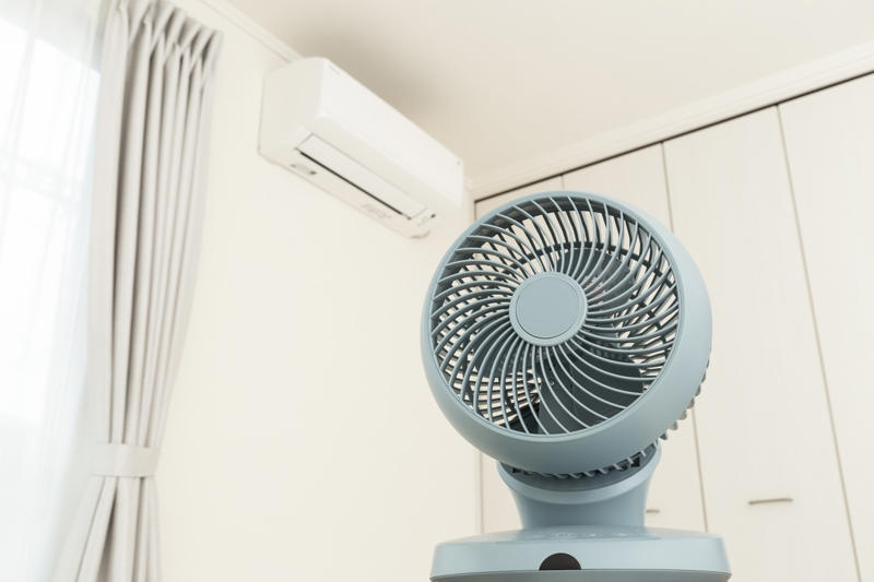 冷房・除湿・送風、それぞれの違いって？, ズバリ、もっとも電気代が安く済むのは？, 2番目は冷房モード？ それとも除湿モード？, 弱冷房除湿と再熱除湿、どう見分ける？, 電気代を安く、快適性を保つには？, 30分〜1時間以内の外出ならつけっぱなしがお得