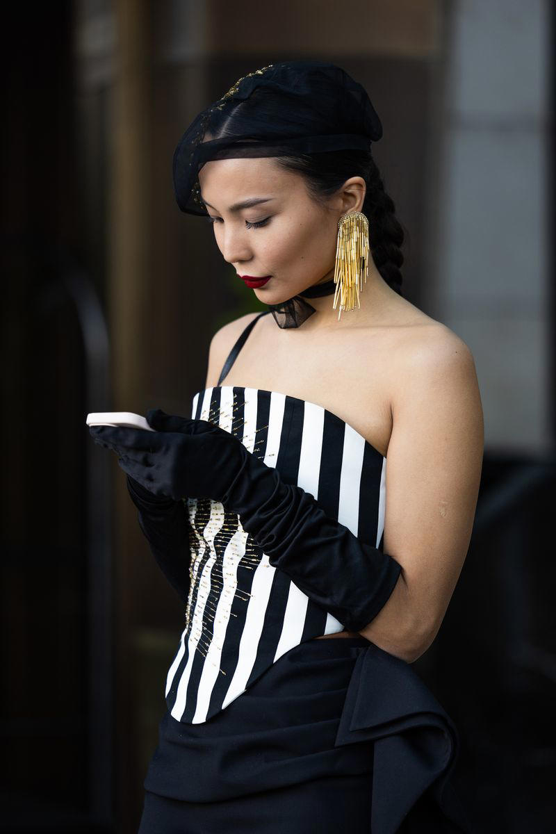10) Evening Gloves 2) Wristlets, 5) Brooches, 8) Pearls, 10) Evening Gloves