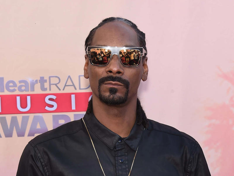 Can You Match The Celebrity To Their Car Collection?, Answer: Floyd Mayweather, Answer: Snoop Dogg, Who Drives Hypercars Like The McLaren Speedtail And Aston Martin Valkyrie?, Who Owns The Eco-Friendly Yet Performance-Heavy BMW i8 And The Rolls-Royce Phantom?, Answer: Leonardo DiCaprio, Answer: Jerry Seinfeld, Answer: Cristiano Ronaldo, Answer: Beyoncé, Answer: Jay Leno, Answer: Patrick Dempsey