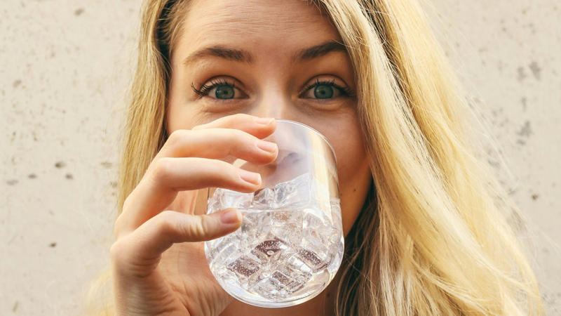 7. Stay Hydrated Throughout The Day 1. Gives Skin A Chance To Breathe, 2. Encourages Skin Health, 3. Saves Time Every Morning, 4. Embraces Your Natural Features, 5. Reduces Costs, 6. Empowers You To Redefine Beauty, 7. Shows You're Comfortable In Your Skin, 8. Speeds Up Nighttime Routine, 9. Avoids Accidental Makeup Mishaps, 10. Lets Your Emotions Show Freely, 1. Focus On Skin Care, Not Coverage, 2. Wear Clothes That Make You Feel Great, 3. Keep Eyebrows And Lashes Groomed, 4. Practice Positive Self-Talk, 5. Use Tinted Moisturizer Or Lip Balm, 6. Practice Eye Contact And Posture, 7. Stay Hydrated Throughout The Day, 8. Get Plenty Of Sleep, 9. Surround Yourself With Supportive People, 10. Spend Time Offline