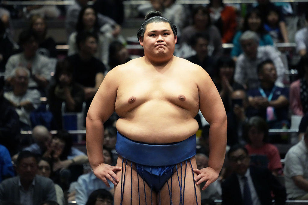 相撲界注目の新星の四股名が“読めない”, 異例のスピード出世と衝撃の「内無双」, インタビューから感じる「抜群の好感度」, 20代がけん引する大相撲“新時代”