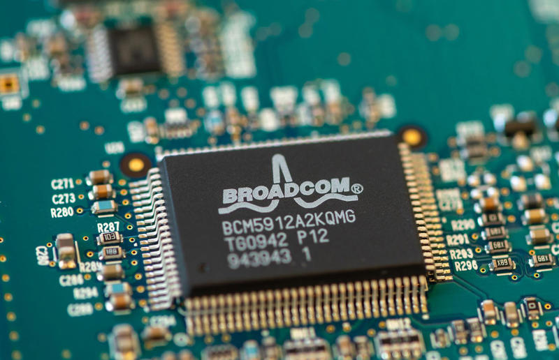 4. Broadcom, net profit margin: 39.31% 20. China Construction Bank, net profit margin: 23.51%, 17. PDD Holdings, net profit margin: 24.24%, 16. Petrobras, net profit margin: 24.3%, 15. Saudi Aramco, net profit margin: 24.39%, 14. Apple, net profit margin: 25.31%, 13. Berkshire Hathaway, net profit margin: 26.4%, 12. Novartis, net profit margin: 27.46%, 11. Sberbank, net profit margin: 28.02%, 10. China Merchants Bank, net profit margin: 28.96%, 9. Meta Platforms, net profit margin: 28.98%, 8. Microsoft, net profit margin: 34.15%, 7. Novo Nordisk, net profit margin: 36.03%, 6. Johnson & Johnson, net profit margin: 36.93%, 5. UBS Group, net profit margin: 39.09%, 4. Broadcom, net profit margin: 39.31%, 3. TSMC, net profit margin: 39.4%, 2. Nvidia, net profit margin: 48.85%