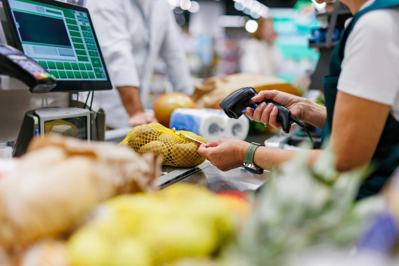 The sale that vanishes at checkout, This isn’t a one-off, Grocery shopping used to be simple, The blame falls on Kroger, Little mistakes, big consequences, Not enough staff, too many tags, And it’s not just Kroger, Shoppers are fighting back, Kroger’s response: Hire 15,000 workers, Senators step in, People are losing trust, Have you noticed it too?