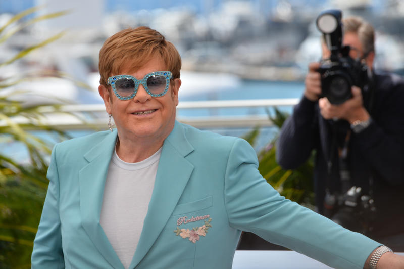ダニエル・ラドクリフ, ドリュー・バリモア, ザック・エフロン, アンジェリーナ・ジョリー, キット・ハリントン, ロバート・ダウニー・Jr., デミ・ロヴァート, ラナ・デル・レイ, ブラッドリー・クーパー, カースティン・デイヴィス, エルトン・ジョン