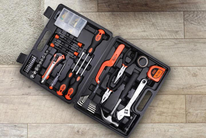 Multi-Tool Kit Water Filtration System, Multi-Tool Kit, Survival Knife, Portable Solar Charger, Fire Starter Kit, Emergency Mylar Blanket, Tactical Flashlight, First Aid Kit, Compact Tent