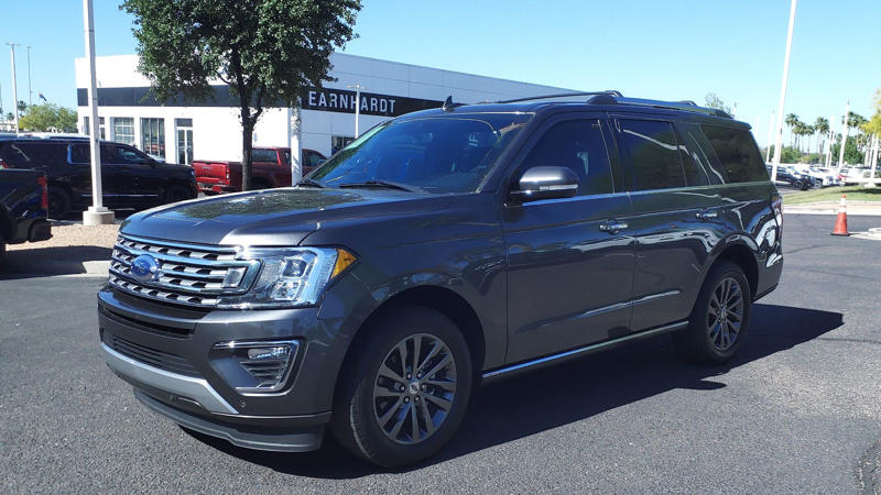 1. 2024 Ford Expedition, 2. 2025 Kia Telluride, 3. 2025 Toyota Grand Highlander, 4. 2025 Chevrolet Suburban, 5. 2025 Honda Pilot, 6. 2025 GMC Yukon, 7. 2025 Jeep Wagoneer, 8. 2025 Toyota Highlander, 9. 2025 Mazda CX-90, 10. 2025 Nissan Armada, 11. 2025 Volvo EX90, 12. 2025 Lexus TX, 13. 2025 Kia EV9, 14. 2025 Jeep Grand Cherokee L, 15. 2025 Subaru Ascent, 16. 2025 Hyundai Palisade, 17. 2025 Toyota Sequoia, 18. 2025 Chevrolet Traverse, 19. 2025 Ford Explorer, 20. 2025 Nissan Pathfinder